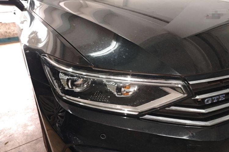 Used Volkswagen Magotan GTE Plug-in Hybrid 2022 GTE Luxury Model Right Front Headlight