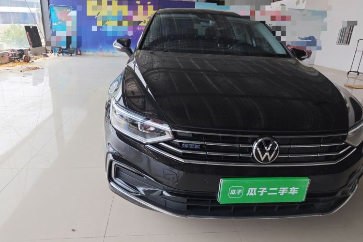 Used Volkswagen Magotan GTE Plug-in Hybrid 2022 GTE Luxury Model Right Front Headlight
