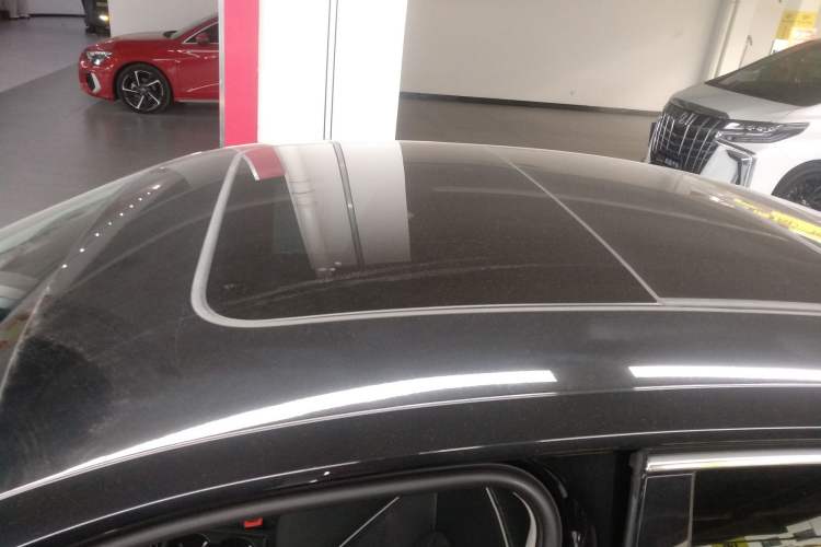 Used Volkswagen Magotan GTE Plug-in Hybrid 2022 GTE Prestige Model Roof