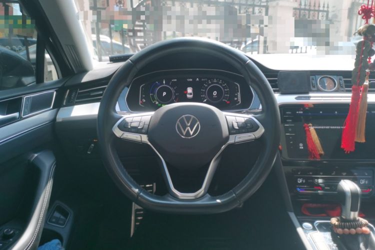 Used Volkswagen Magotan GTE Plug-in Hybrid 2022 GTE Luxury Model Steering Wheel
