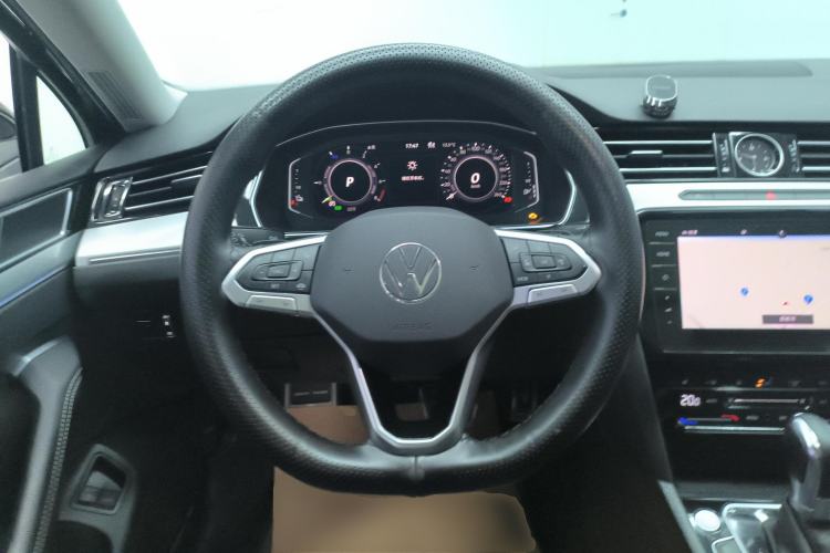 Used Volkswagen Magotan GTE Plug-in Hybrid 2022 GTE Luxury Model Steering Wheel