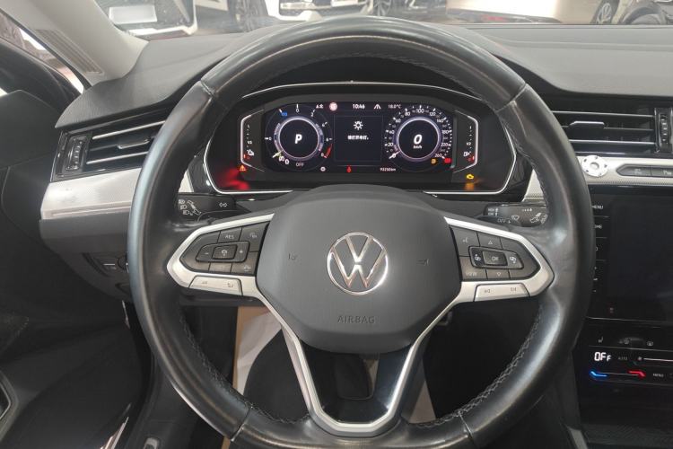 Used Volkswagen Magotan GTE Plug-in Hybrid 2022 GTE Prestige Model Steering Wheel