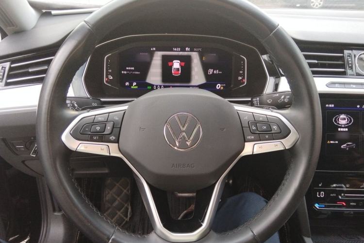 Used Volkswagen Magotan GTE Plug-in Hybrid 2022 GTE Prestige Model Steering Wheel