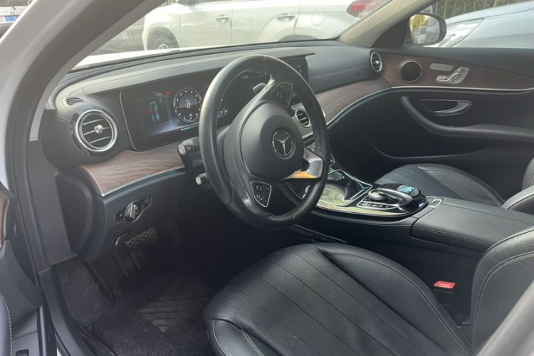 Used Volkswagen Magotan GTE Plug-in Hybrid 2022 GTE Luxury Model Steering Wheel