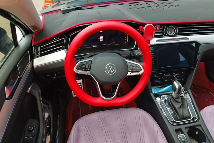 Used Volkswagen Magotan GTE Plug-in Hybrid 2022 GTE Luxury Model Steering Wheel