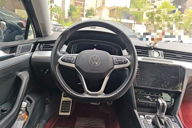 Used Volkswagen Magotan GTE Plug-in Hybrid 2022 GTE Luxury Model Steering Wheel