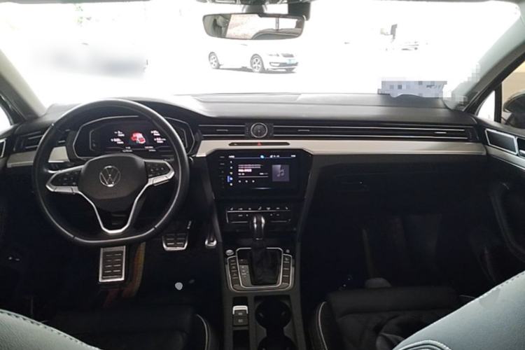 Used Volkswagen Magotan GTE Plug-in Hybrid 2022 GTE Luxury Model Steering Wheel