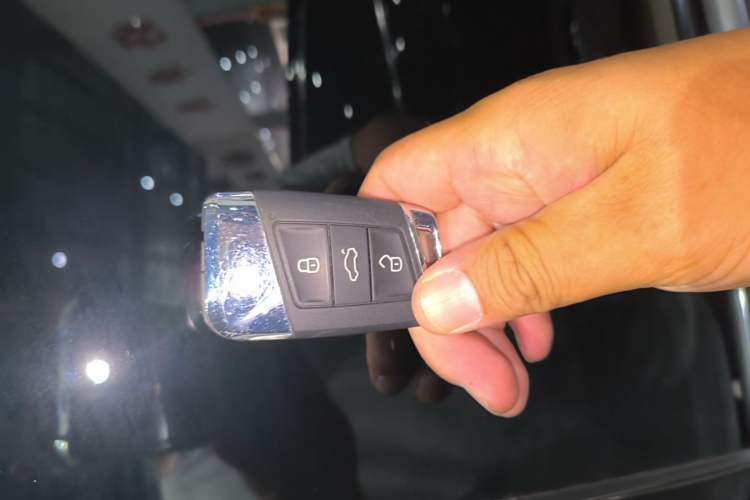 Used Volkswagen Magotan GTE Plug-in Hybrid 2022 GTE Luxury Model Vehicle Key
