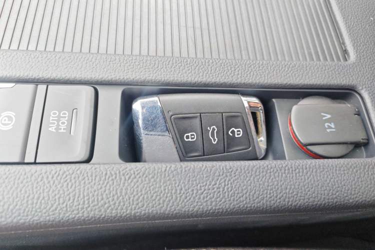 Used Volkswagen Magotan GTE Plug-in Hybrid 2022 GTE Luxury Model Vehicle Key