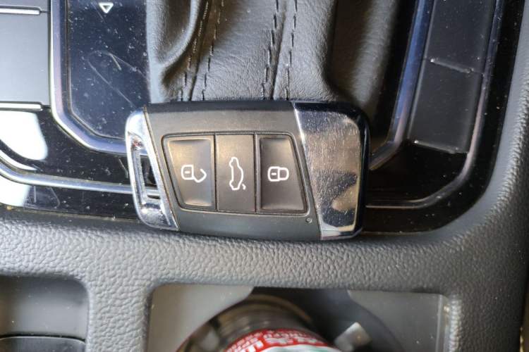 Used Volkswagen Magotan GTE Plug-in Hybrid 2022 GTE Luxury Model Vehicle Key