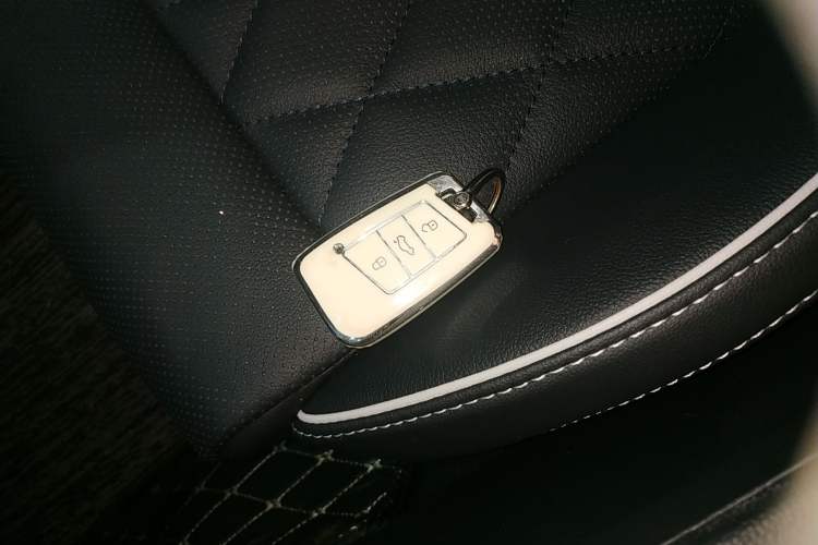 Used Volkswagen Magotan GTE Plug-in Hybrid 2022 GTE Luxury Model Vehicle Key