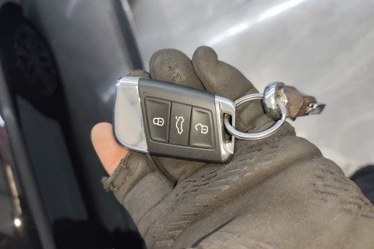 Used Volkswagen Magotan GTE Plug-in Hybrid 2022 GTE Luxury Model Vehicle Key