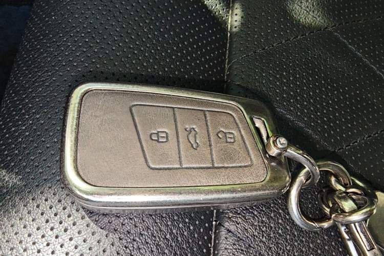 Used Volkswagen Magotan GTE Plug-in Hybrid 2022 GTE Luxury Model Vehicle Key