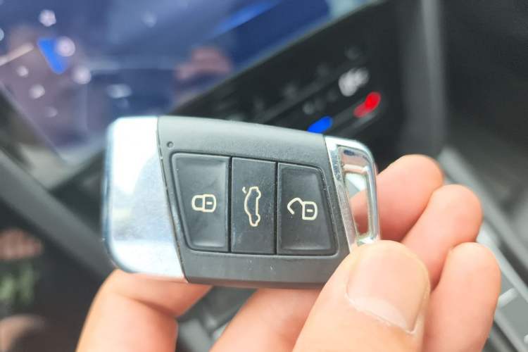Used Volkswagen Magotan GTE Plug-in Hybrid 2022 GTE Luxury Model Vehicle Key