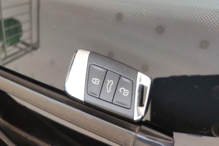 Used Volkswagen Magotan GTE Plug-in Hybrid 2022 GTE Luxury Model Vehicle Key