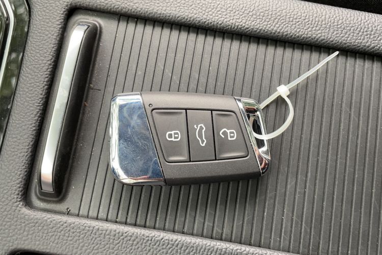 Used Volkswagen Magotan GTE Plug-in Hybrid 2022 GTE Luxury Model Vehicle Key