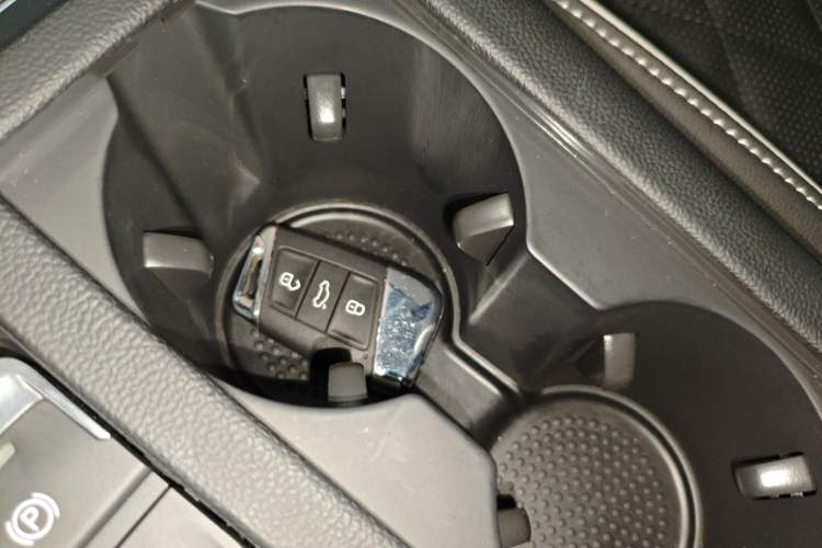 Used Volkswagen Magotan GTE Plug-in Hybrid 2022 GTE Luxury Model Vehicle Key
