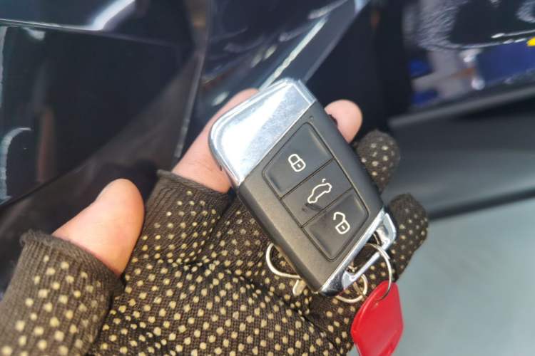 Used Volkswagen Magotan GTE Plug-in Hybrid 2022 GTE Luxury Model Vehicle Key