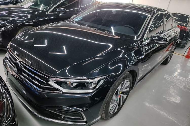 Used Volkswagen Magotan GTE Plug-in Hybrid 2022 GTE Luxury Model Guazi used car, China used car export, Used car for sale, Used  cars, Cheapest cars for sale