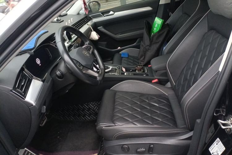 Used Volkswagen Magotan GTE Plug-in Hybrid 2022 GTE Luxury Model Left Front Seat