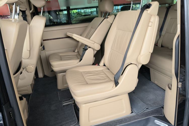 Used Volkswagen Multivan 2008 3.2L Left Rear Seat
