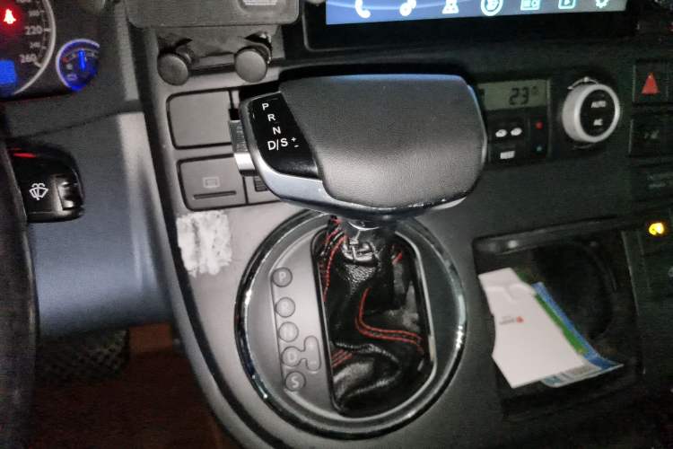 Used Volkswagen Multivan 2008 3.2L Gear Lever