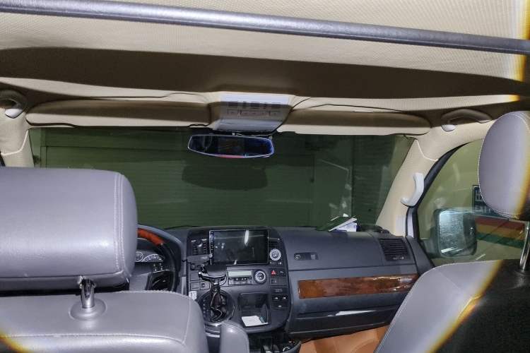 Used Volkswagen Multivan 2008 3.2L Headliner