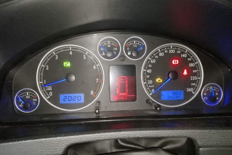 Used Volkswagen Multivan 2008 3.2L Instrument Cluster