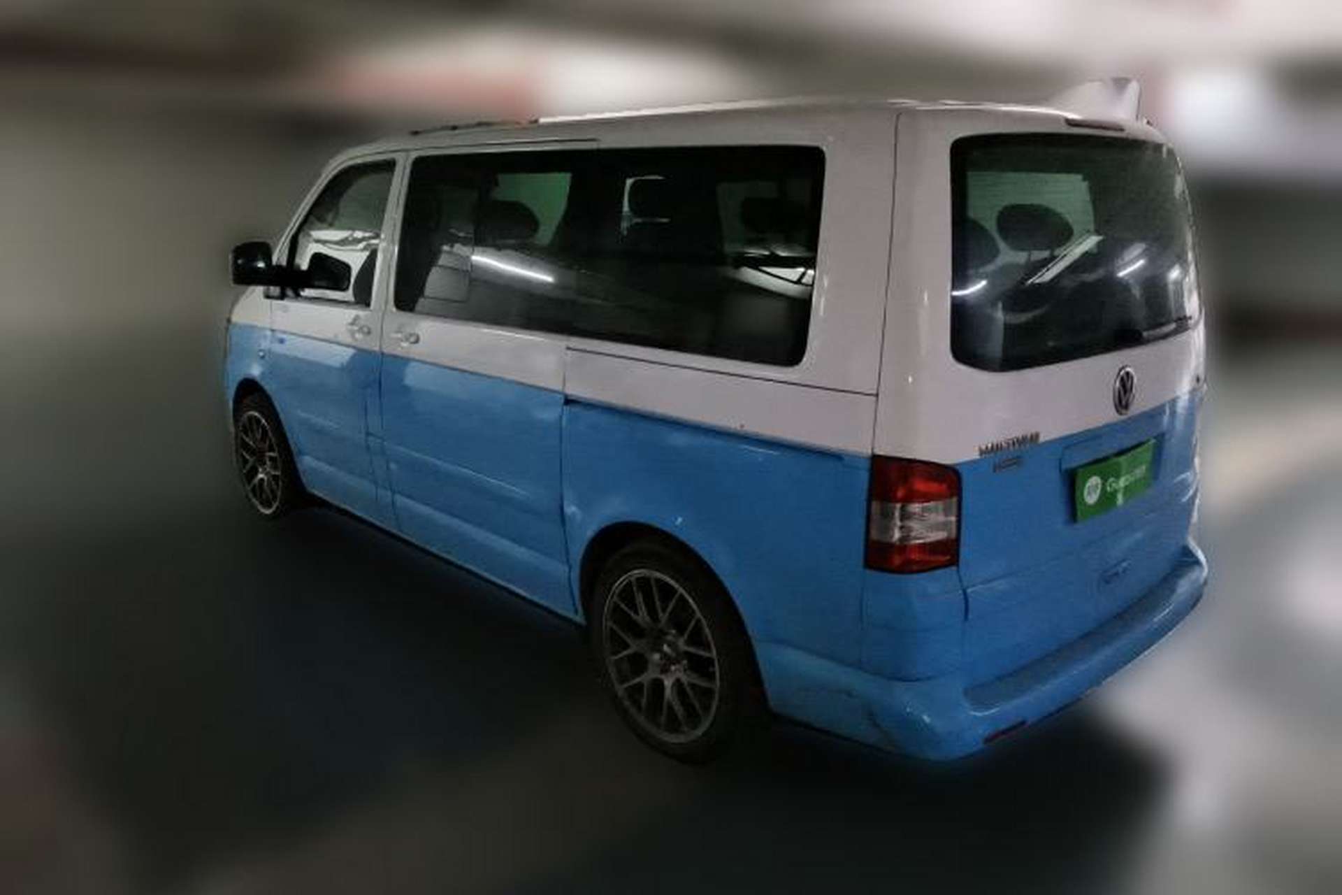 Used Volkswagen Multivan 2008 3.2L Rear Left 45 Deg