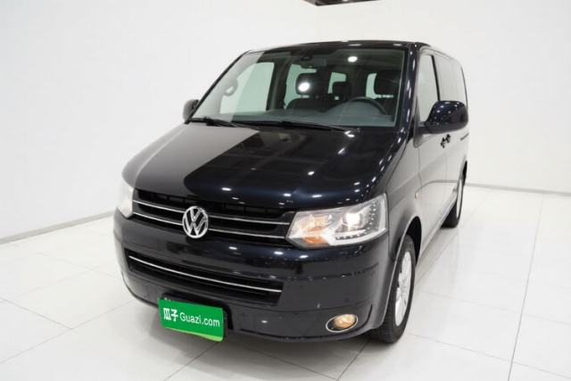 Ojetý Volkswagen Multivan 2012 2.0 TSI Two-Wheel-Drive Luxury Edition
