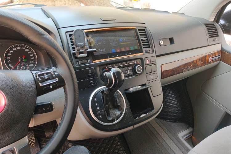 Used Volkswagen Multivan 2012 2.0 TSI Two-Wheel Drive Business Edition Audio And AC Panel