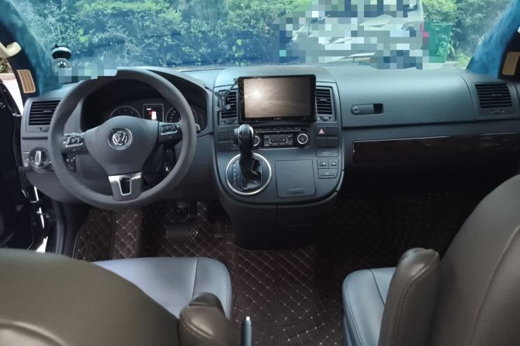 Used Volkswagen Multivan 2012 2.0 TSI Four-Wheel Drive Deluxe Edition Center Console