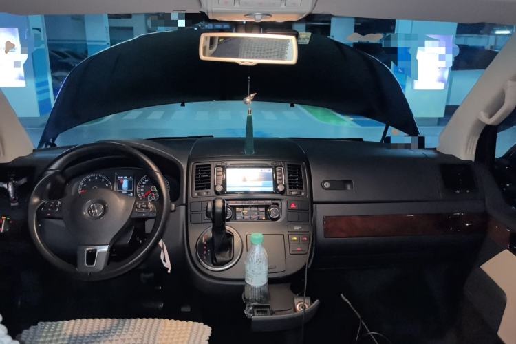 Used Volkswagen Multivan 2012 2.0 TSI Four-Wheel Drive Deluxe Edition Center Console