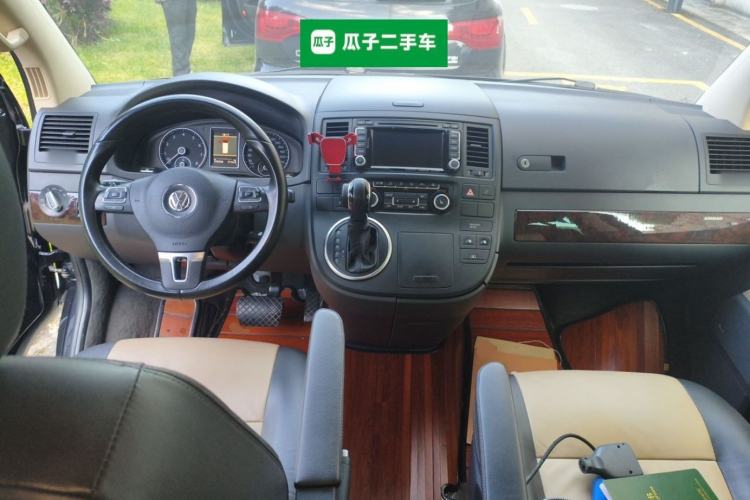Used Volkswagen Multivan 2012 2.0 TSI Four-Wheel Drive Deluxe Edition Center Console