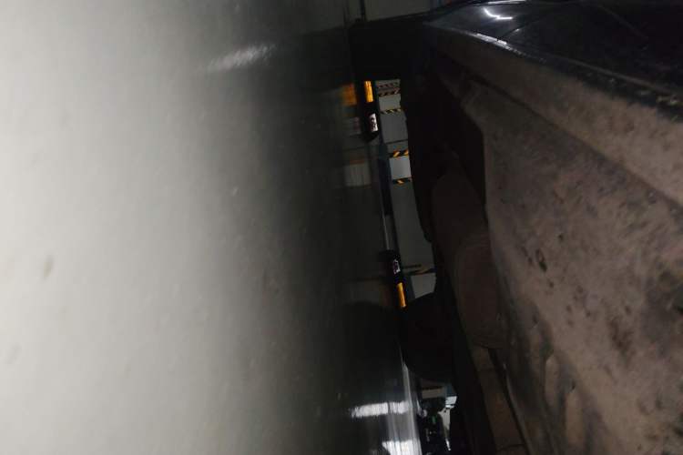 Used Volkswagen Multivan 2012 2.0 TSI Four-Wheel Drive Deluxe Edition Chassis Front Right