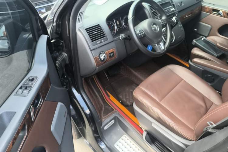 Used Volkswagen Multivan 2012 2.0 TSI Two-Wheel-Drive Luxury Edition Driver Seat