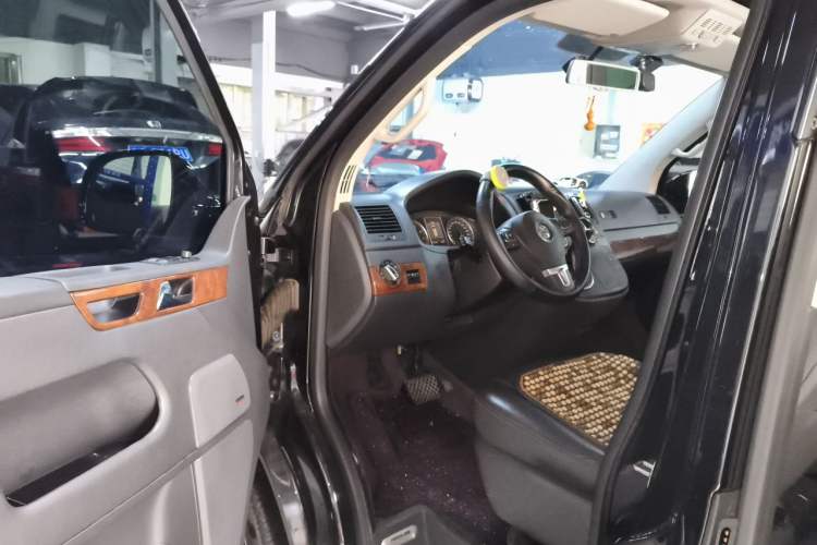Used Volkswagen Multivan 2012 2.0 TSI Two-Wheel-Drive Luxury Edition Driver Seat