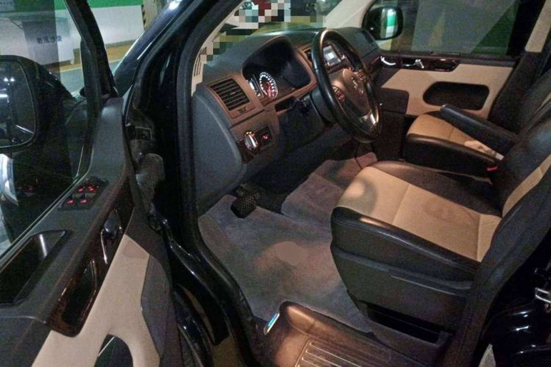 Used Volkswagen Multivan 2012 2.0 TSI Four-Wheel Drive Deluxe Edition Driver Seat