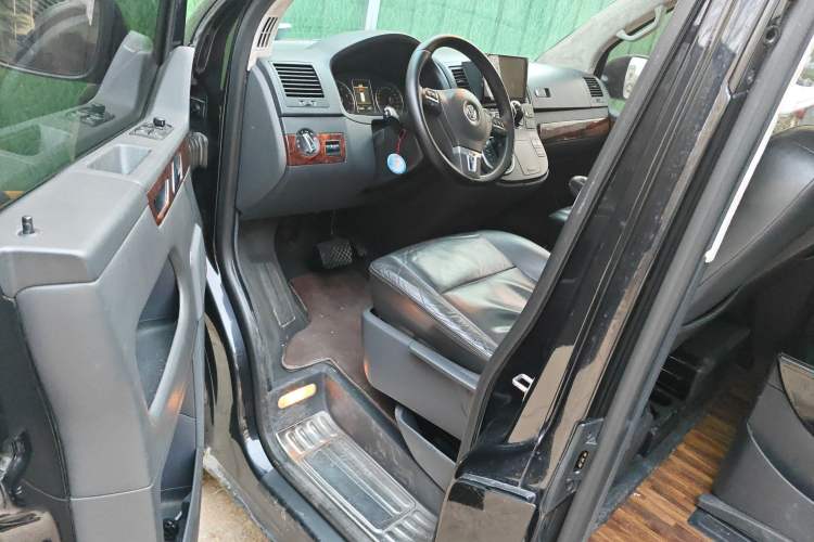 Used Volkswagen Multivan 2012 2.0 TSI Two-Wheel-Drive Luxury Edition Driver Seat