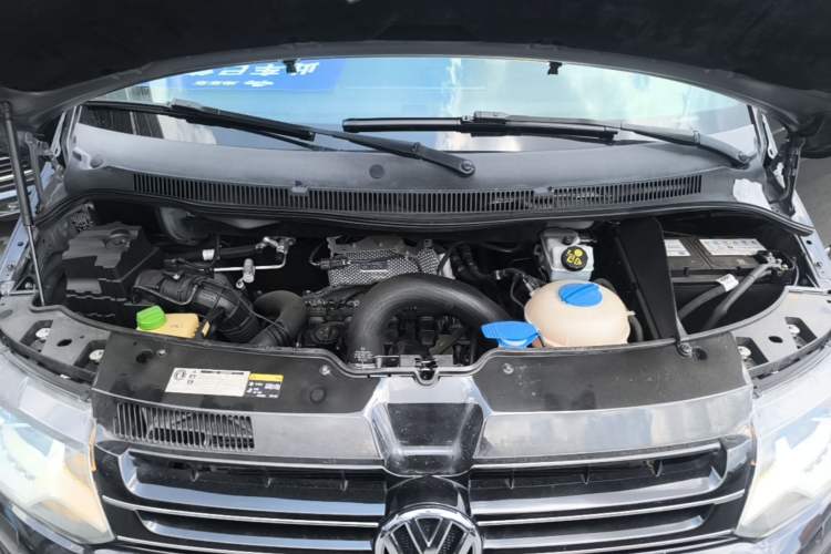 Used Volkswagen Multivan 2012 2.0 TSI Two-Wheel-Drive Luxury Edition Engine Bay