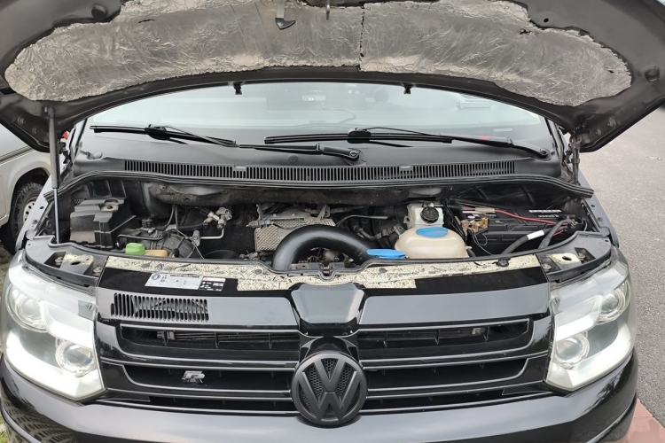 Used Volkswagen Multivan 2012 2.0 TSI Two-Wheel Drive Business Edition Engine Bay