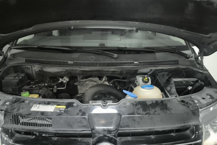 Used Volkswagen Multivan 2012 2.0 TSI Two-Wheel-Drive Luxury Edition Engine Bay