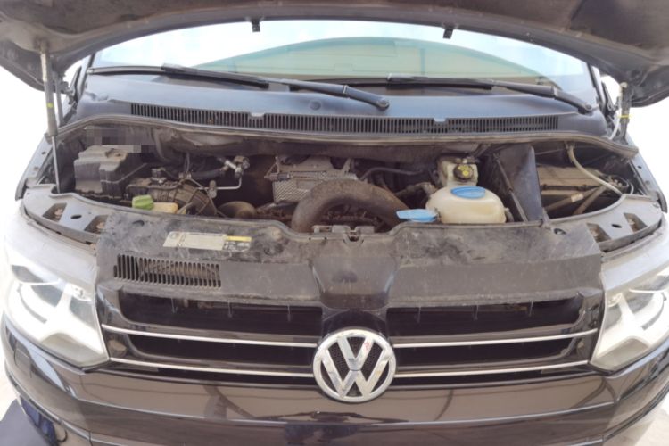 Used Volkswagen Multivan 2012 2.0 TSI Two-Wheel-Drive Luxury Edition Engine Bay