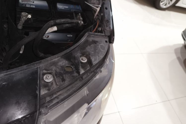 Used Volkswagen Multivan 2012 2.0 TSI Two-Wheel Drive Business Edition Engine Bay Left