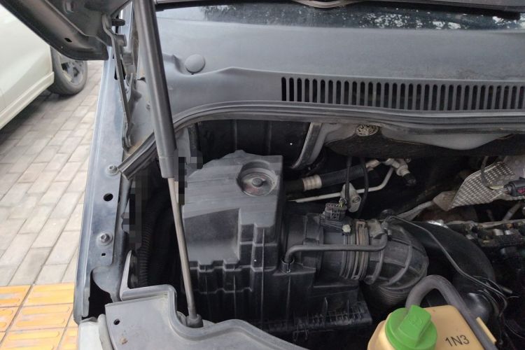 Used Volkswagen Multivan 2012 2.0 TSI Two-Wheel-Drive Luxury Edition Engine Bay Right