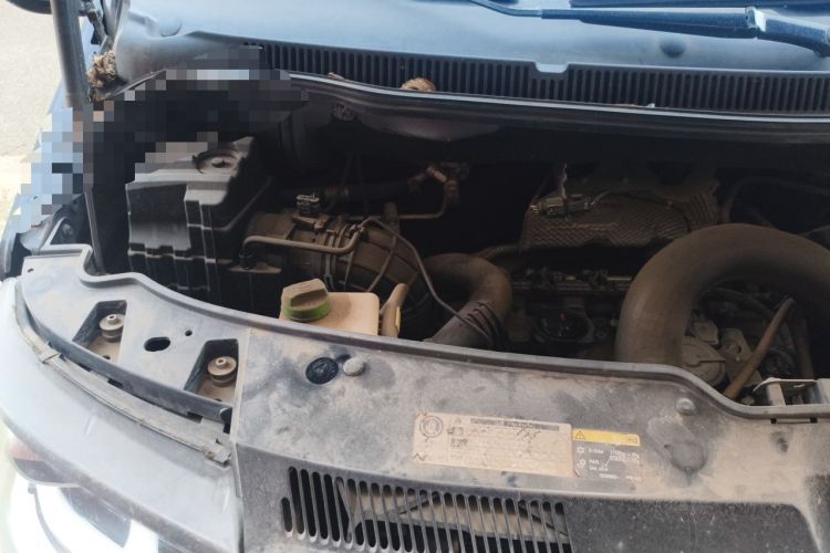Used Volkswagen Multivan 2012 2.0 TSI Four-Wheel Drive Deluxe Edition Engine Bay Right