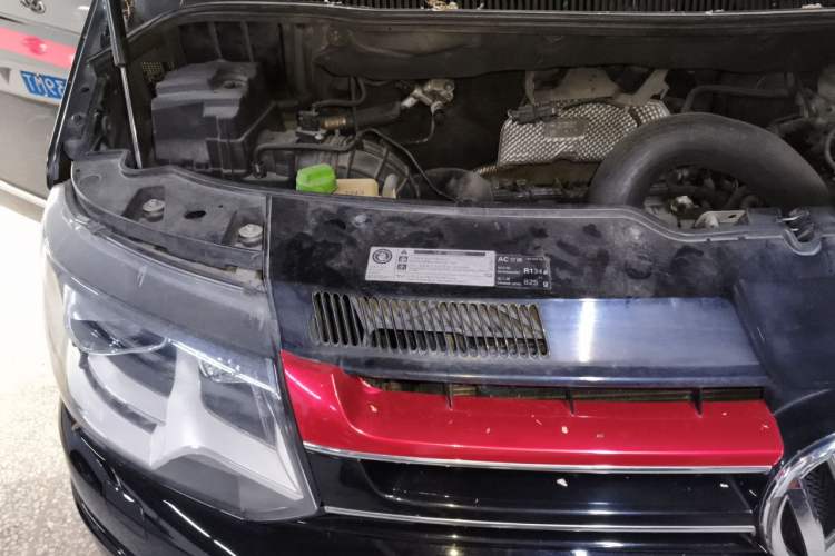 Used Volkswagen Multivan 2012 2.0 TSI Two-Wheel-Drive Luxury Edition Engine Bay Right