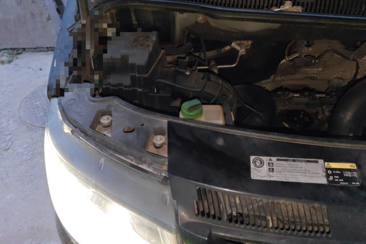 Used Volkswagen Multivan 2012 2.0 TSI Two-Wheel-Drive Luxury Edition Engine Bay Right