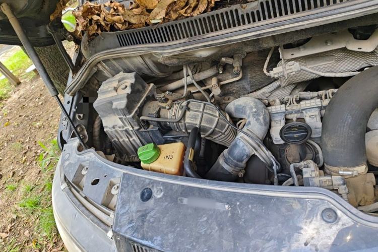 Used Volkswagen Multivan 2012 2.0 TSI Four-Wheel Drive Deluxe Edition Engine Bay Right