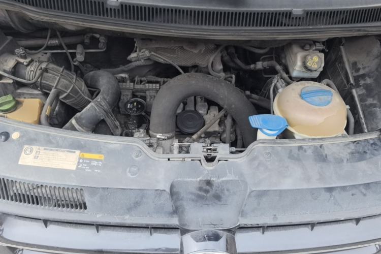 Used Volkswagen Multivan 2012 2.0 TSI Four-Wheel Drive Deluxe Edition Engine Bay